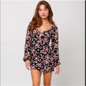 New Lelis Mini Floral Long sleeve dress